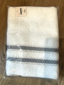 Anthropologie Metallic Chevron White Hand Towel Bathroom Bath Towel New - Picture 1 of 3
