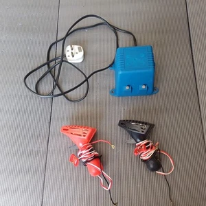 Scalextric C918. Power Pack y 2 x mandos. Vintage. Transformador. - Imagen 1 de 5