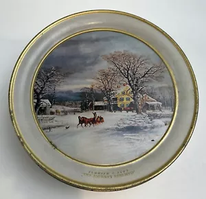 Latta 10" Currier e Ives ~ "Il viaggio ripreso" ~ Vintage da collezione - Foto 1 di 11