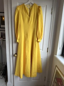 Genuine Vintage 1960’s /70s Yellow Crepe Lined Maxi Dress Gown Size 10 12 - Picture 1 of 3