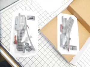 Bradford Exchange HO Scale Rails Power-Loc 14-02040-003 L & R Switch - Picture 1 of 3