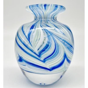 Beautiful Hand Blown Art Glass Pulled Feathered Blue White Green 3.5" Vase - Picture 1 of 9