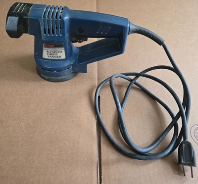 Lijadora Órbita Aleatoria Ryobi RS-115, Doble Aislamiento, 120V, 11K OPM - VER NOTAS Foto 1 de 4