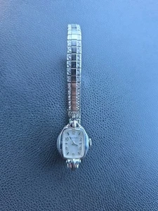 VINTAGE (M9) BULOVA LADIES WATCH 10K RGP Bezel Working  - Picture 1 of 6