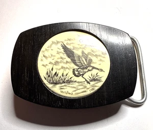 LARGE VINTAGE RESIN SCRIMSHAW  BUTTON BELT BUCKLE WOOD  "K  MCCLELLAND" signed - Picture 1 of 6