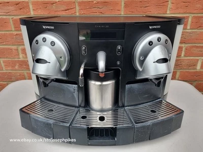 Macchina da caffè professionale Nespresso Gemini 220 - Immagine 1 di 4