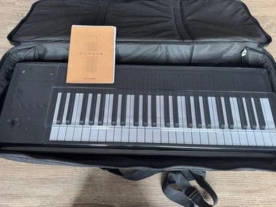 Expressive E Osmose inkl. Decksaver + Fußpedale und Transporttasche - Bild 1 von 4