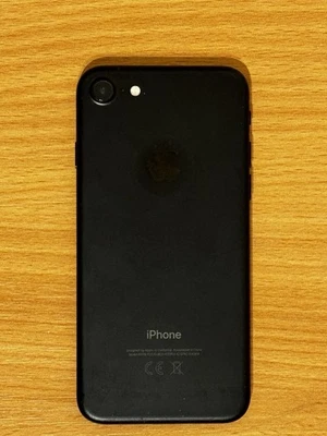 apple iphone 7 32 gb unlocked 83% battry health ios good condition unlocked - Image 1 of 4