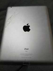 Apple iPad 2 32GB, Wi-Fi, 9.7in - White - CRACKED AND PIN LOCK - Picture 1 of 2