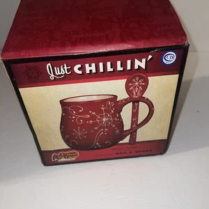 Cracker Barrel Mug and Spoon Just Chillin' Holiday Snowflakes Ceramic J52 - Picture 1 of 4