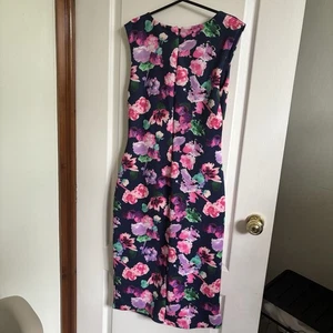 π Floral Midi Dress β Garden Party Goals! πΈ - Picture 1 of 5