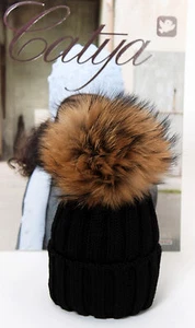 CATYA berretto in maglia 100% lana merino con pompon in vera pelliccia nero NUOVO - Foto 1 di 3