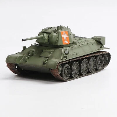 EASY MODEL 1:72 Military Tanks WWII T-34/76 36268 Model 1943 German Army Toys - Image 1 of 4