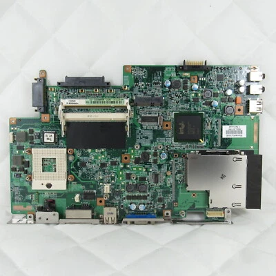 TOSHIBA SATELLITE L40 LAPTOP SYSTEM BOARD H000003610 - Image 1 of 2