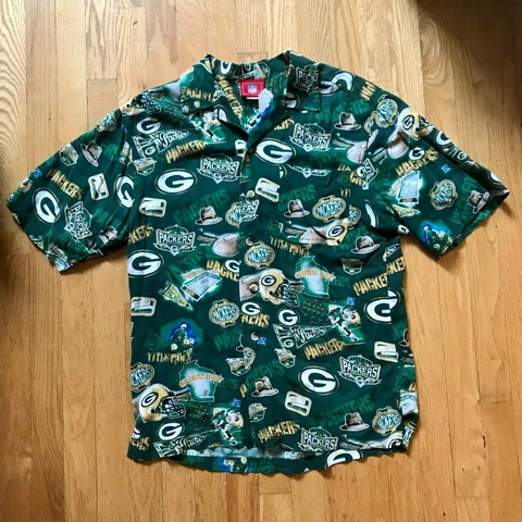 Vintage Green Bay Packers Titletown Hawaiian Shirt NFL Football T-Shirt Size M Cover
