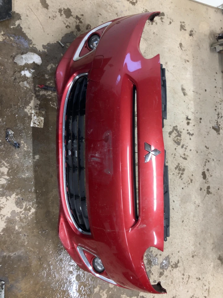 15 MITSUBISHI MIRAGE Rebar Sep Crack In Front Front Bumper - Image 1 of 4