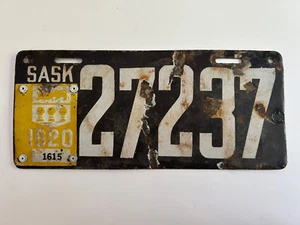 1920 Saskatchewan License Plate Porcelain w Metal Year Tab on dated 1919 base - Picture 1 of 3
