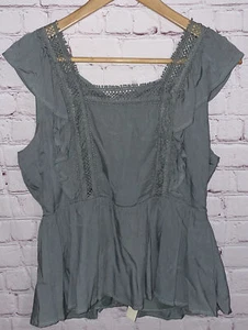 *NWT Jun & Ivy Francesca's Sleeveless Blouse Size L Color Sage Green - Picture 1 of 7