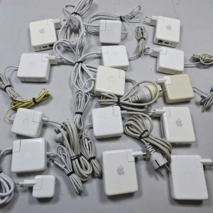 Viel 15 Apple Adapter - Ungeprüft, Verschiedene Modelle, Spuren Der Nutzung - Bild 1 von 6