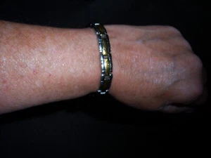 Heavy Sturdy Stainless Steel Chain Bracelet 24K Plated Fold Over Clasp 7.25" - Picture 1 of 3