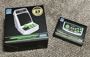 SEGA Astro City Mini Arcade Console Edizione Limitata Sistema di Giochi Ver USA + Controller - Foto 1 di 7