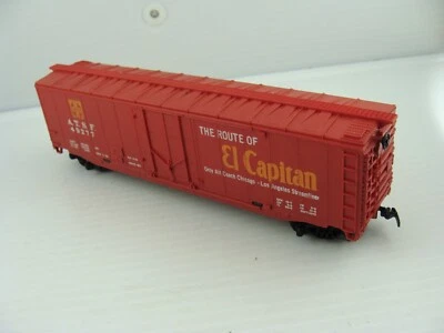 Coche de caja Santa Fe El Capitán a escala HO de Tyco Foto 1 de 4