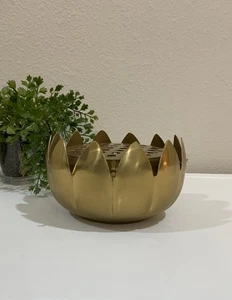 Vtg Solid Brass 2 Piece Round Lotus Flower Frog Vase 5 1/2” Diameter - Picture 1 of 8