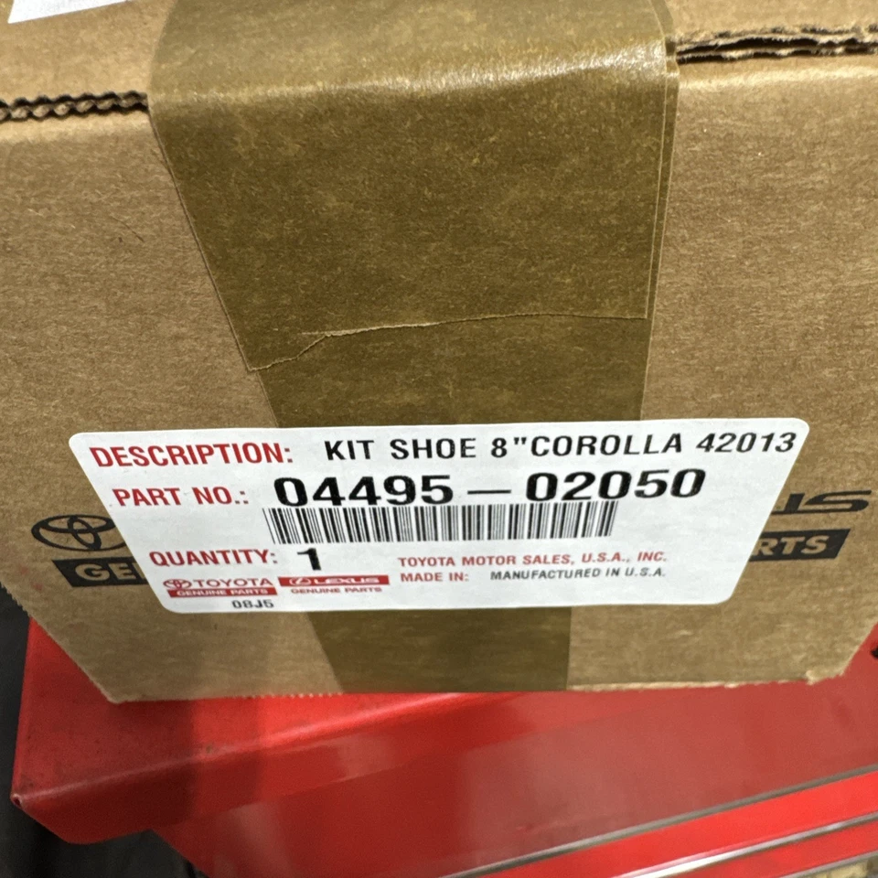 Zapata de freno de tambor OEM TOYOTA COROLLA 2002-2009 04495-02050 Foto 1 de 1