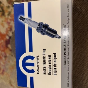 SP00 0ZFR 5N 006 Nickle Spark Plugs MOPAR New Box 6 Individual Boxed - Picture 1 of 6