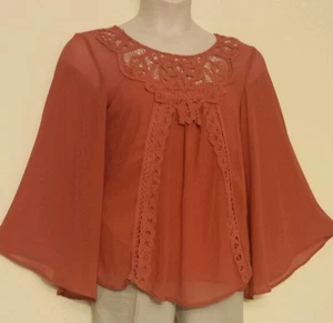 CYNTHIA ROWLEY $89 NEW Burnt Orange Crochet Blouse & Cami Inset Blouse Top M QCO - Picture 1 of 8