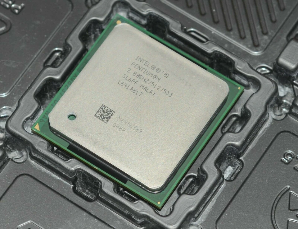 Free shipping Intel Pentium 4 2.8 GHz 533 MHz 512KB Socket 478 SL6PF CPU - Image 1 of 3