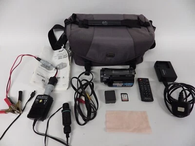 Panasonic HDC-SD200 HD Video Camera and 16Gb SD Card lot 4 - Image 1 of 4