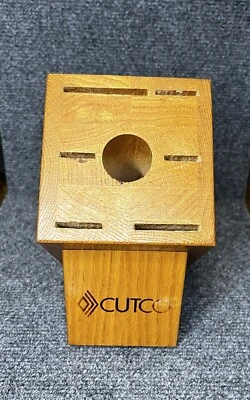 Bloque de cuchillos Cutco Galley 7 ranuras roble miel Foto 1 de 4
