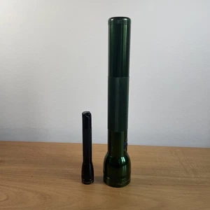 Classic Mag-Lite 3D, 31cm, mit Batterien, Große Taschenlampe grün u. Eine Kleine - Bild 1 von 4