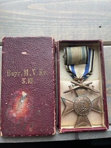 WWI German Bavarian Military Merit Cross 3rd Class Swords Deschler & Sohn Munich - Picture 1 of 2
