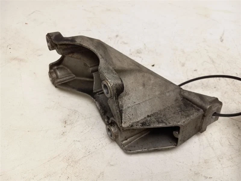 Soporte de montaje del motor Audi A4 2007 Foto 1 de 4