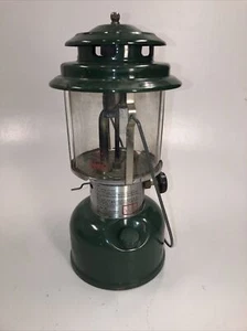 Linterna Verde Coleman 220H Doble Abrigo Original De Colección Fecha 9/73 - Imagen 1 de 11