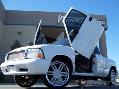 Vertical Doors VDCGMCSON9404 Lambo Vertical Door Kit for 1994-2004 GMC Sonoma - Image 1 of 4