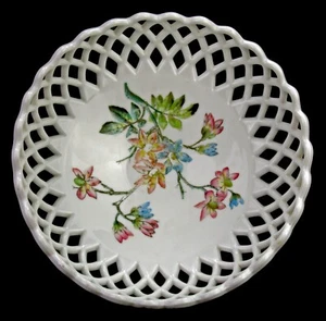 Vintage Fenton Lace Lattice Edge Milk Glass Pedestal Compote Floral Pattern Bowl - Picture 1 of 8
