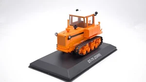 Tractor DT-75 1:43 Hachette - Picture 1 of 6