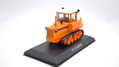 Tractor DT-75 1:43 Hachette - Image 1 of 4