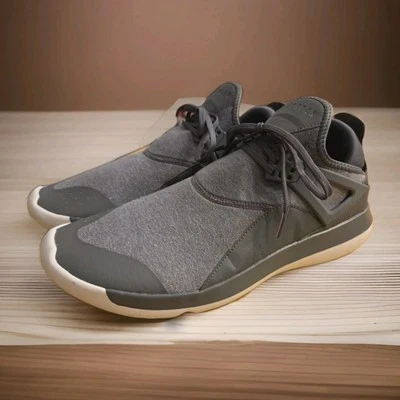 NIKE JORDAN FLY 89 GRIS OSCURO PLATINO PURO 940267-005 JUMPMAN PARA HOMBRE 13 LUNARLON Foto 1 de 4