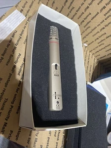 schönes AKG C1000 S Kleinmembran Kondensator Mikrofon getestet - Bild 1 von 10