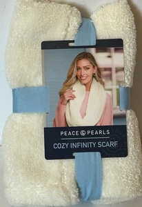 Peace & Pearls Women's Infinity Scarf Plush Soft Sherpa One Size Ivory Cozy NEW - Picture 1 of 2