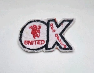 MANCHESTER UNITED VINTAGE SEW ON PATCH BADGE RARE - Picture 1 of 2