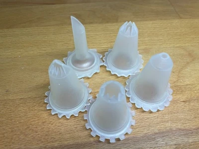 Tupperware ® 5 Spritztüllen für Spritzbeutel oder Garnierset Sahnespritze - Bild 1 von 4