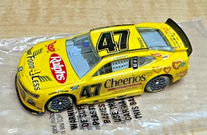 2024 Ricky Stenhouse Jr #47 Cheerios 1:64 NASCAR Diecast Adventskalender lose - Bild 1 von 3