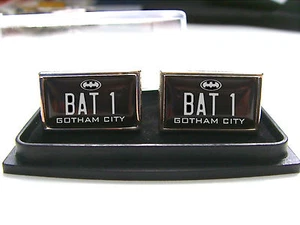 BATMAN BATMOBILE NUMBER PLATE BADGE MENS CUFFLINKS GIFT - Picture 1 of 1