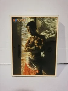 PUZZLE VINTAGE 1000 PEZZI MB PUZZLE GIRLS UWE OMMER REVERIE 1988 COD 3728.22 - Foto 1 di 1