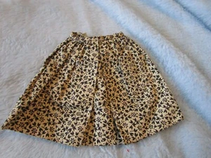 Full Gathered Skirt White & Black Floral Print Vintage Barbie 1960s - Picture 1 of 2